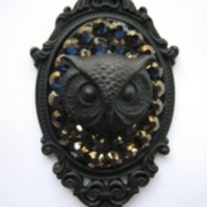 GASOLINE GLAMOUR OWL NECKLACE